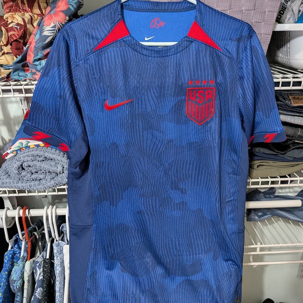 Nike USA Men's Jersey in Blue and Red